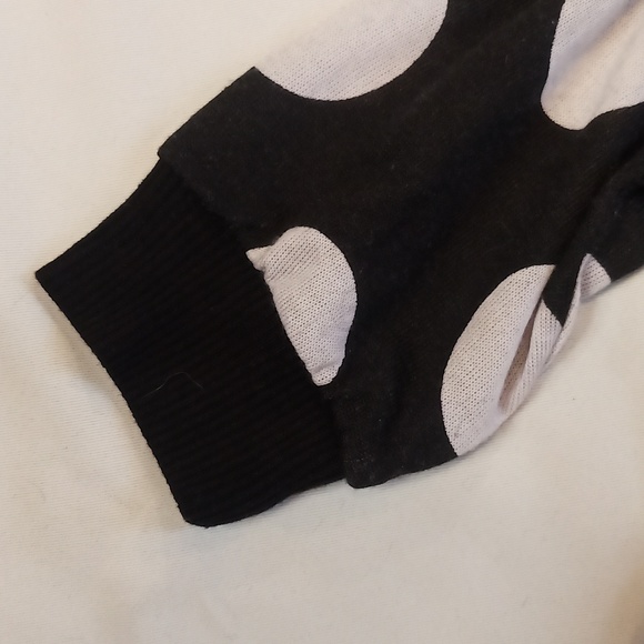 Woman's size large sweater - Picture 4 of 5